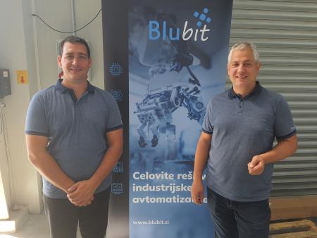 Jernej Boštjančič, vodja poslovne enote (levo) in direktor Zvonko Boštjančič